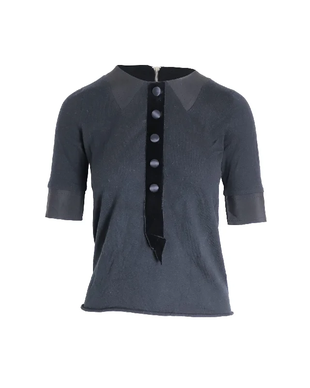 Marc Jacobs Button Detail T-shirt in Black Cotton